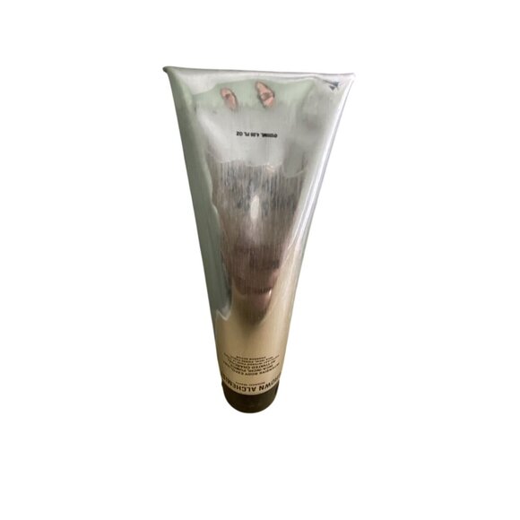 Grown Alchemist Intensive Body Exfoliant Inca-Inchi Pumice & Activated Charcoal - Picture 3 of 13